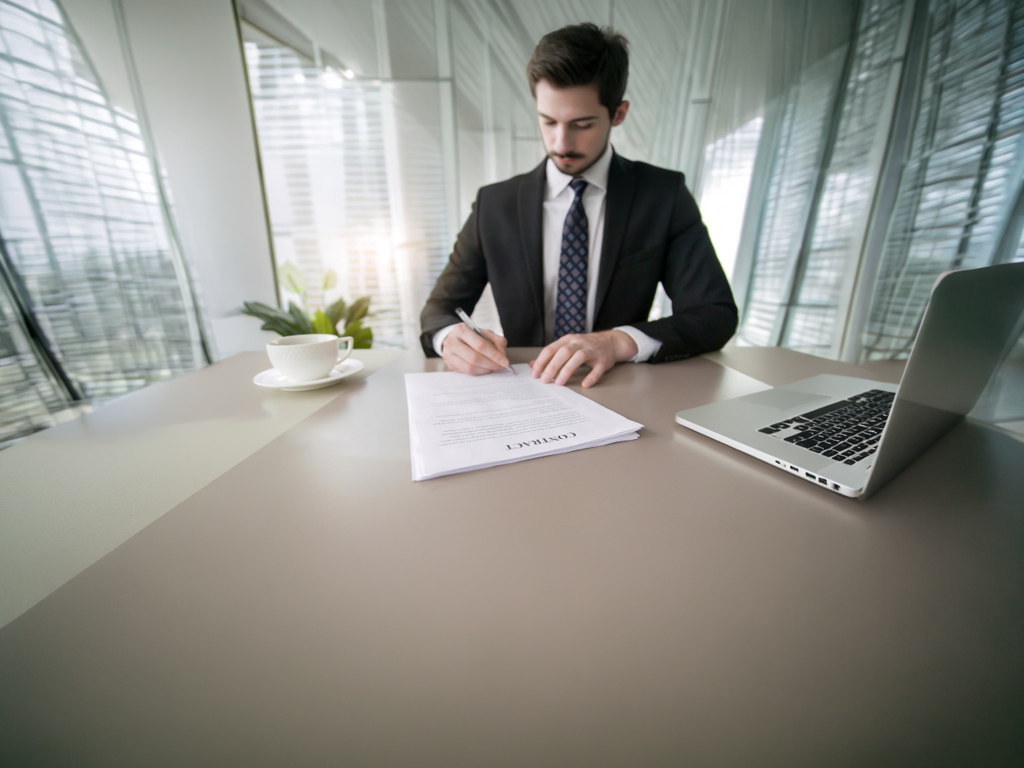 VENDOR AND CONTRACT MANAGEMENT